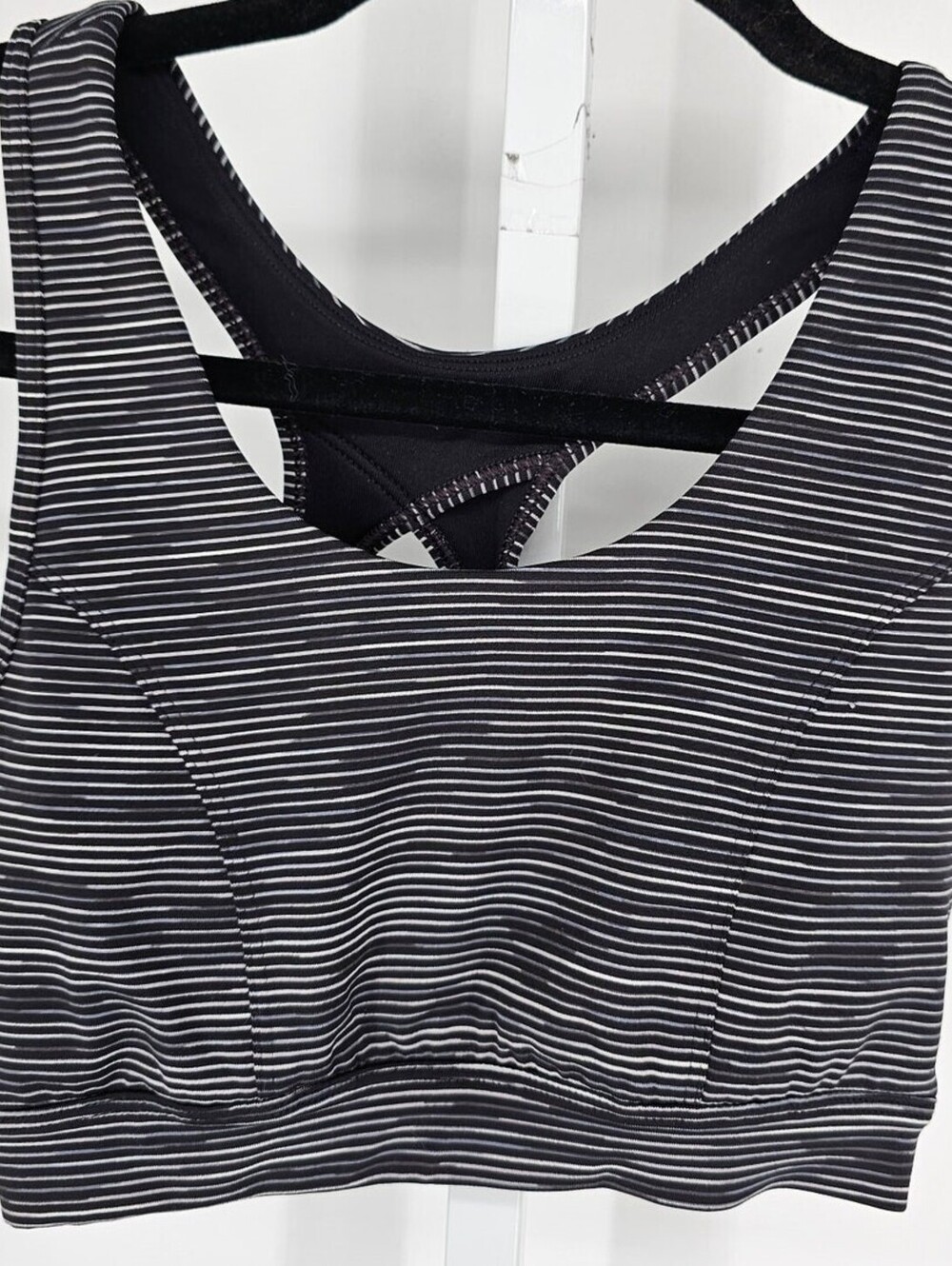 Tek Gear Womens Sz S Medium Support Sports Bra Black White Striped Racerback